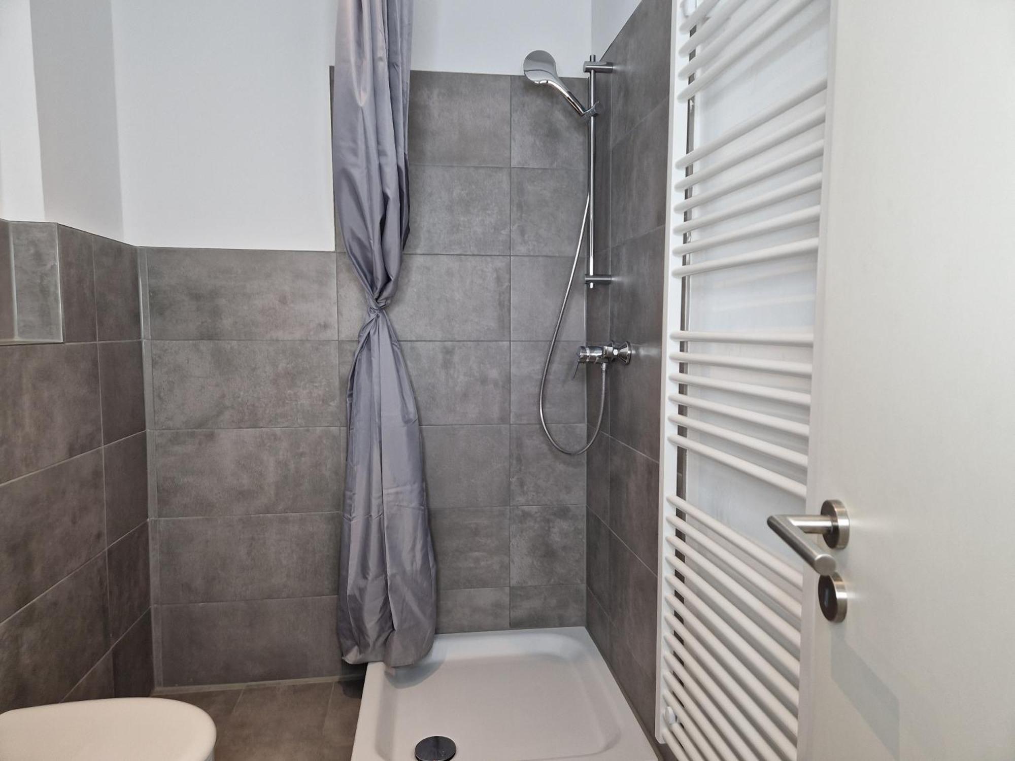 Meribu H1 Wohnung Fuer Monteure Und Arbeiter Гельзенкирхен Экстерьер фото